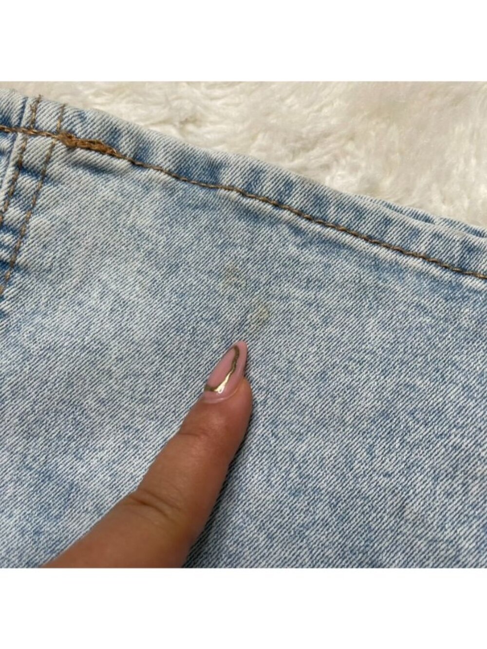 Frye Denim Jeans Size 10 30 Light Wash Straight Leg Mid Rise Spots Comfort Distr - Picture 3 of 8